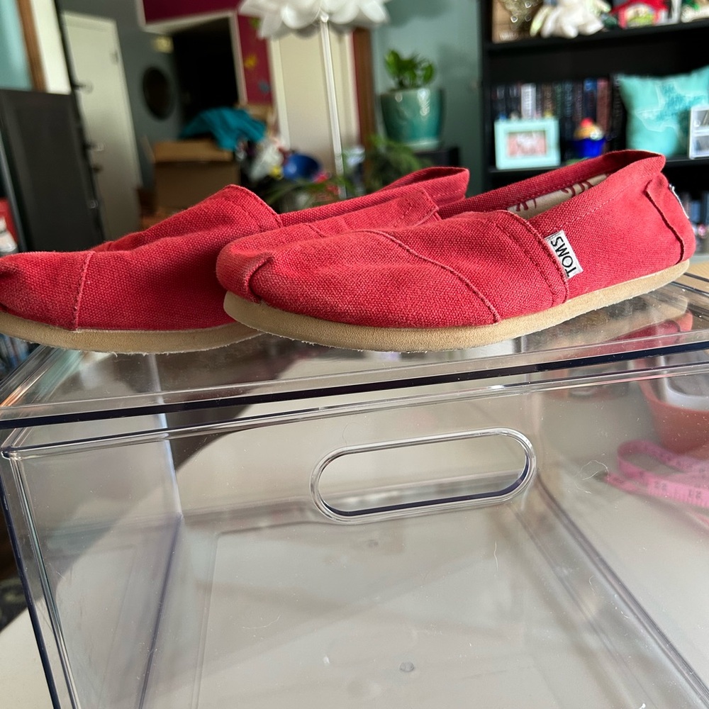 Toms Red Canvas Slip-on Shoes - Picture 4 of 6